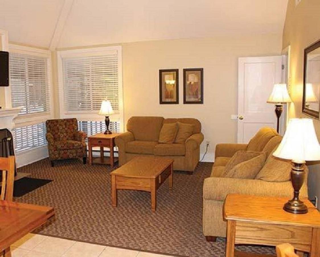 איסט סטרודסבורג Pocono Villas Resort מראה חיצוני תמונה