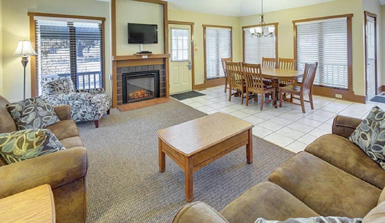 איסט סטרודסבורג Pocono Villas Resort מראה חיצוני תמונה