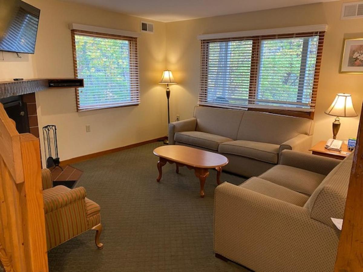 איסט סטרודסבורג Pocono Villas Resort מראה חיצוני תמונה